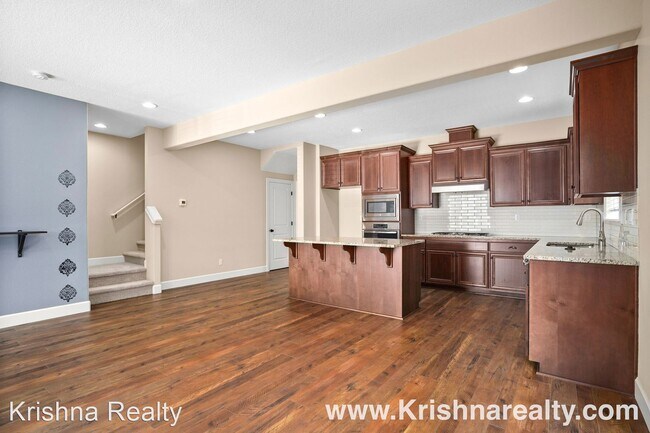 Foto del edificio - 3 br, 2.5 bath House - 4049 SE Oakhurst St.