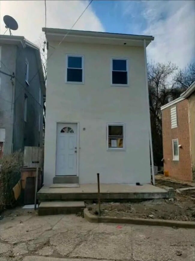Building Photo - 5542 Morton St