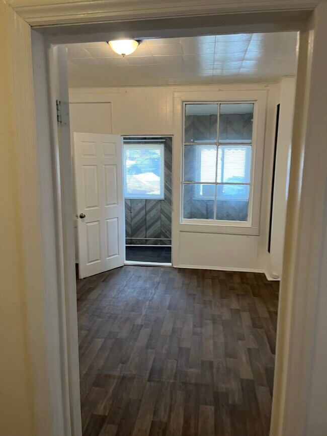 Foto del edificio - 44 N Bond St