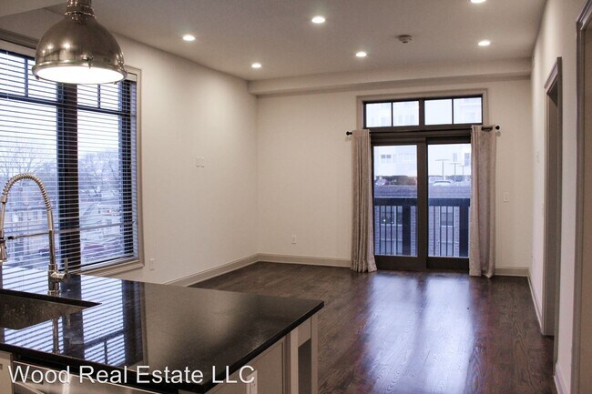 Foto del edificio - 939 N High St
