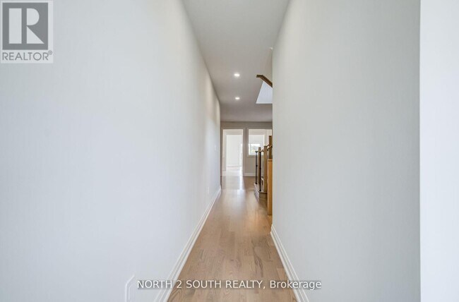 Building Photo - 30 Virro Ct