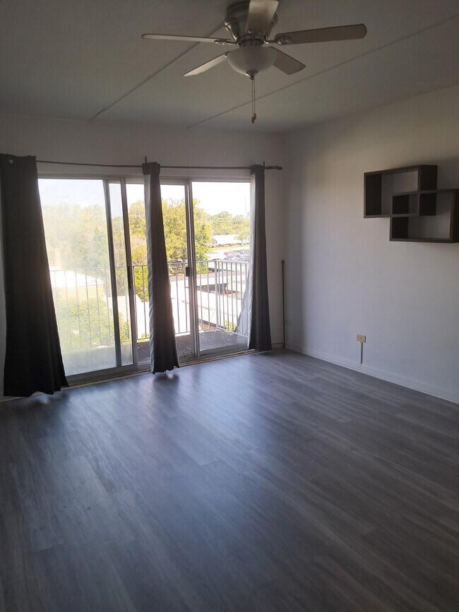 Foto del edificio - 5125 Blodgett Ave
