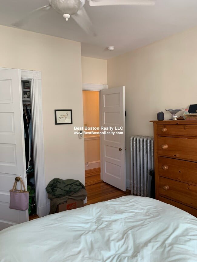 Building Photo - 51 Ibbetson St