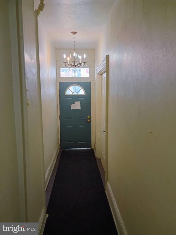 Foto del edificio - 309 E Main St