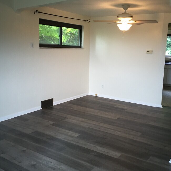 Dining Room - 229 Marylea Ave