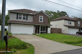 Building Photo - 7061 Civic Club Dr