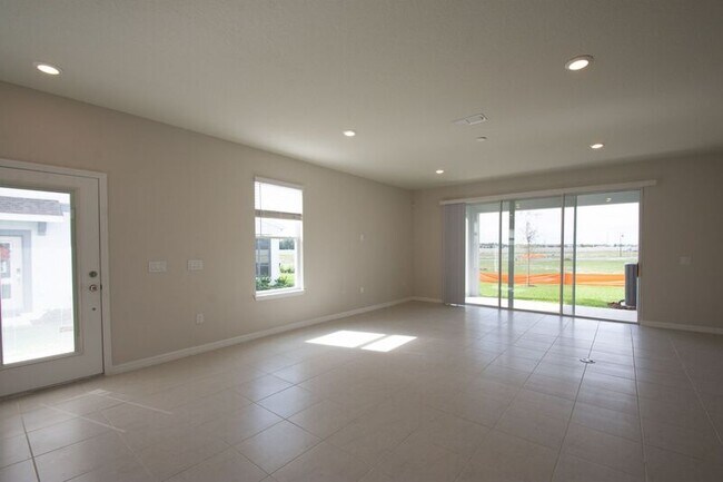 Photo - 3936 Plainview Dr House