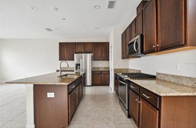 Building Photo - 4811 Tramanto Ln