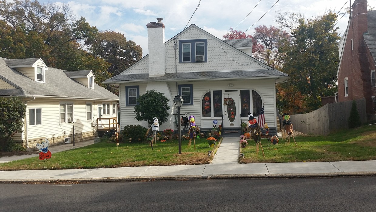 Front of house - 51 Evergreen Ave