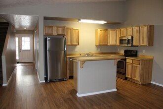 Building Photo - 16664 Shaw Pine Ct