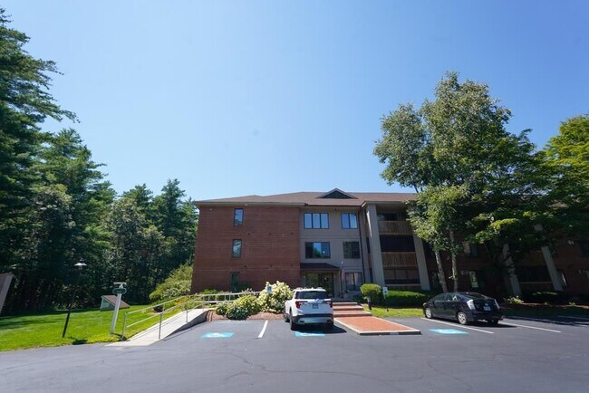 Foto del edificio - 500 Candlewood 38