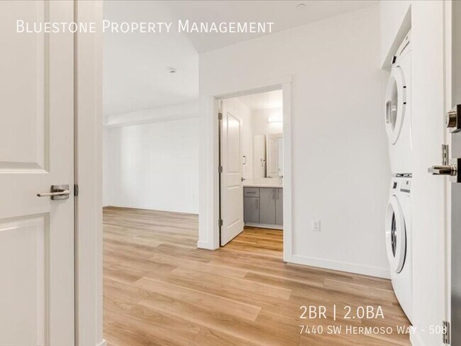 Foto del edificio - Top Floor - Move-in Ready
