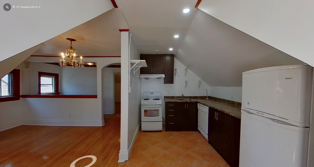 Photo principale - 157 Spadina Rd