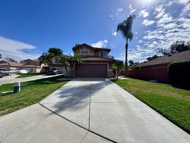 Building Photo - Beautiful 4 Bedroom Home in Paloma Del Sol...