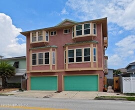 Building Photo - 1111 First St