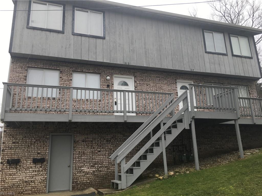 212 E Lake Ave, Barberton, OH 44203 Apartment for Rent in Barberton