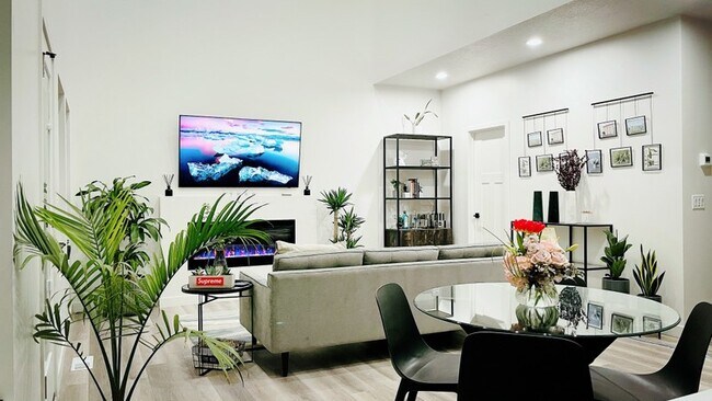 Foto del edificio - 4259 Steele Crk Ct