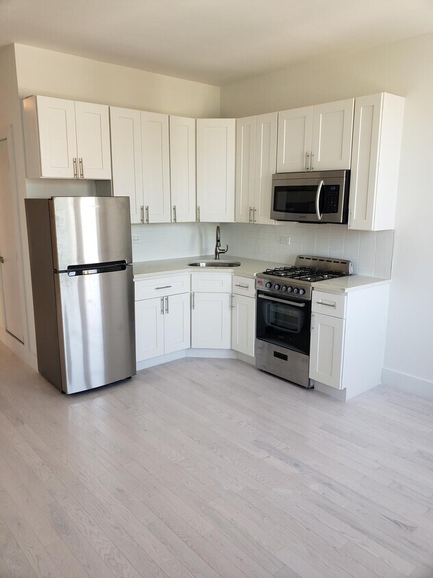 238 Garfield Ave Unit 14E, Jersey City, NJ 07305 Condo for Rent in