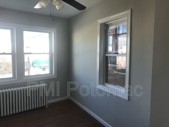 Foto del edificio - 344 Main St