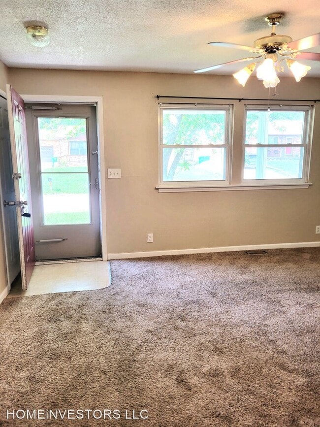 Building Photo - 3 br, 1 bath House - 26 Georgetown Dr