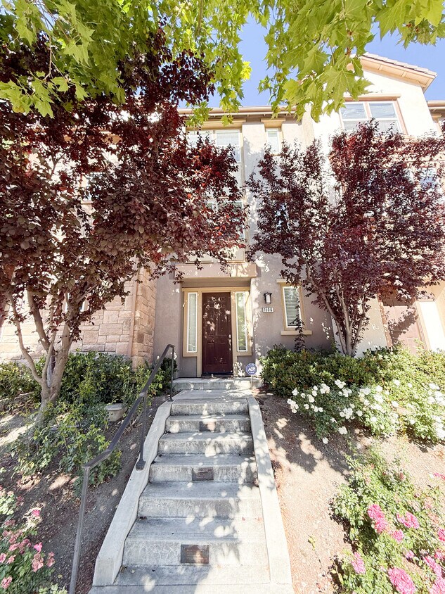 Foto principal - 1506 McCandless Dr