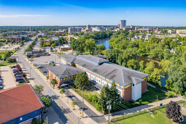 Aerial Photo - 701 Niles
