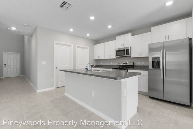 Foto del edificio - 5 br, 2.5 bath House - 12764 Maple Bonsai ...