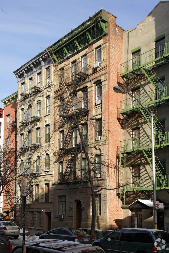Foto principal - 55 E 7th St