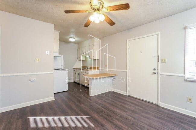 Foto del edificio - ***Accepting Housing Vouchers*** Modern 1-...