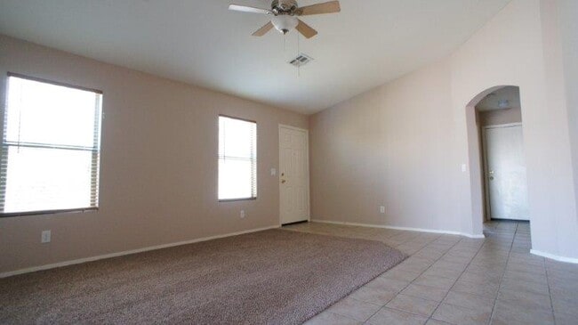 Foto del edificio - 6614 E Lush Vista View