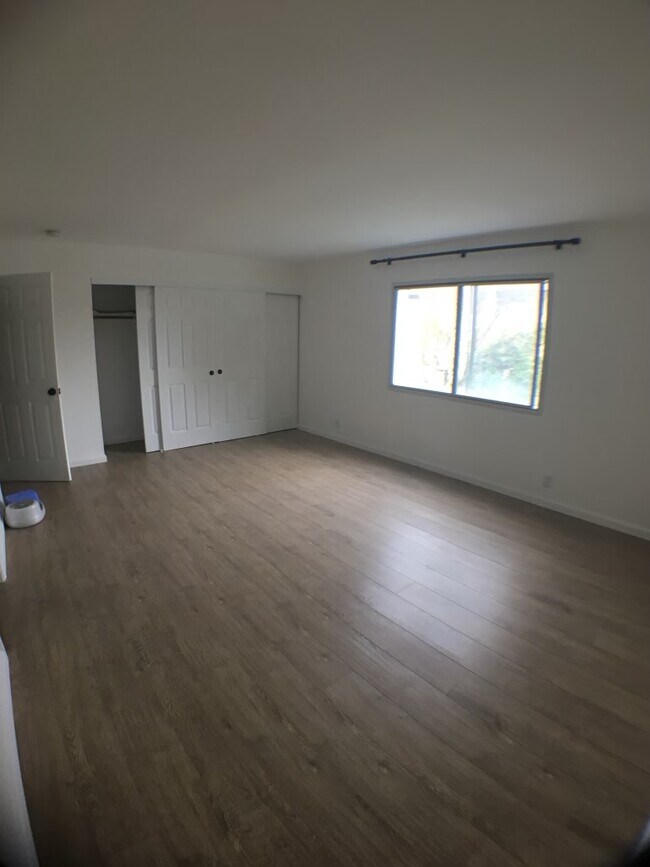 Bedroom 1 - 1031 Clyde Ave