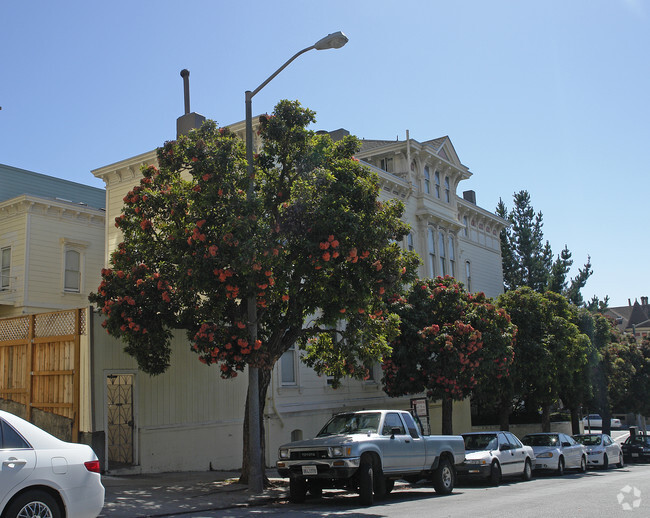 Building Photo - 2186 California St