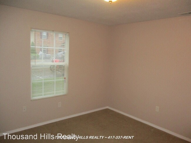 Building Photo - 3 br, 2 bath House - 2919 Vinyards Parkway #5