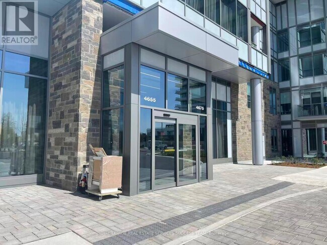 Photo du bâtiment - 4655 Metcalfe Ave