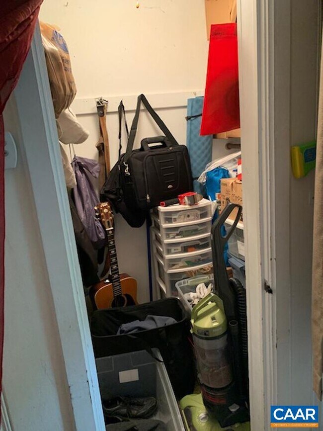 Foto del edificio - 111 Chelsea Dr