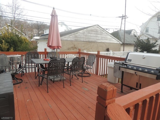 Foto del edificio - 96 N 15th St