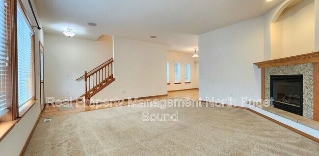 Building Photo - 7332 Olympic Dr