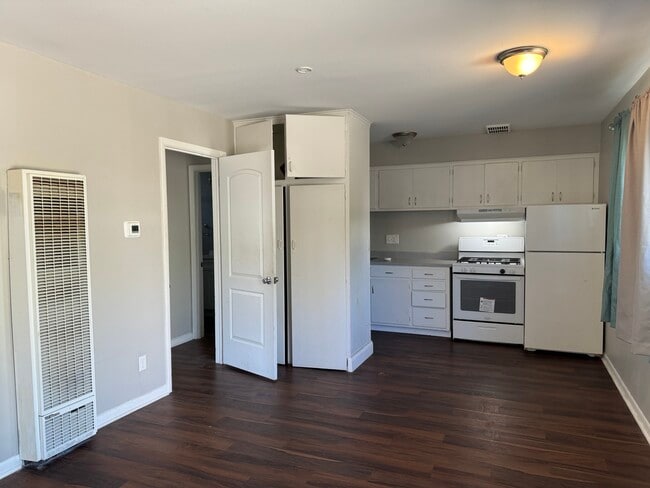 Foto del edificio - 729 E Sycamore St