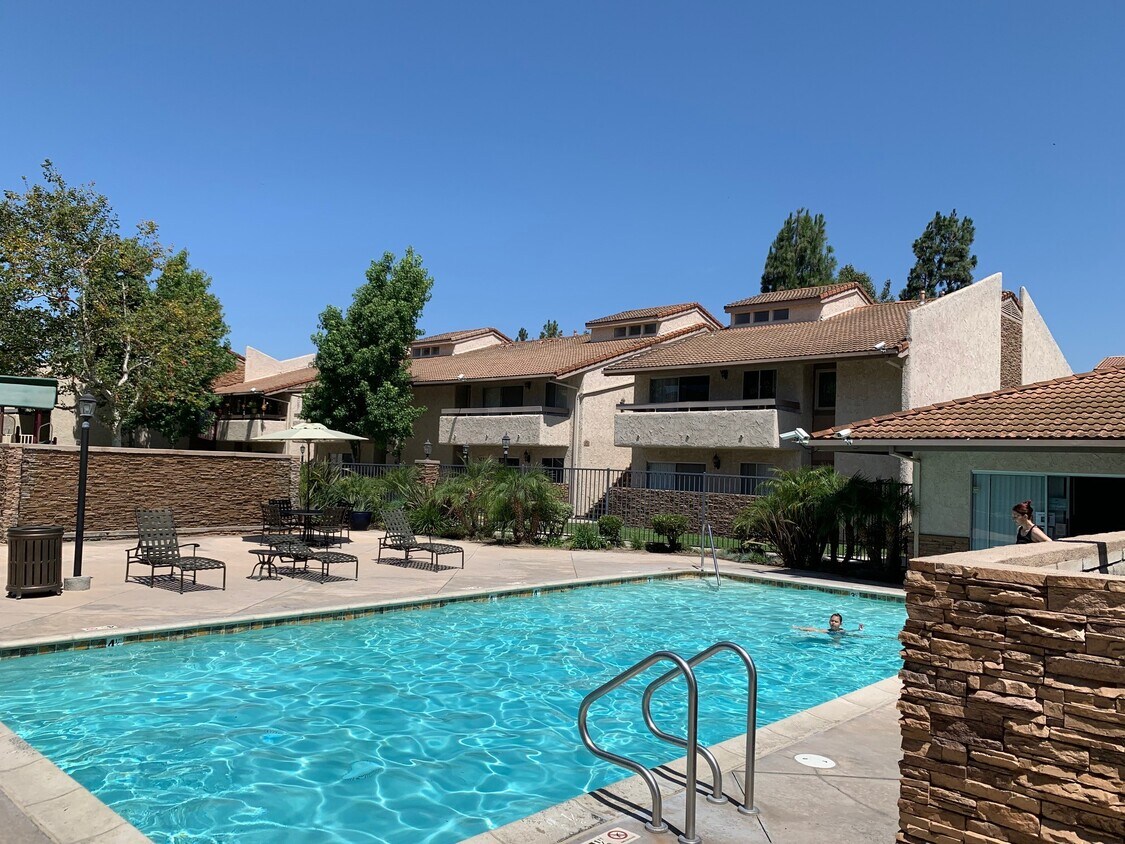 Mountain View Apartments Camarillo, CA