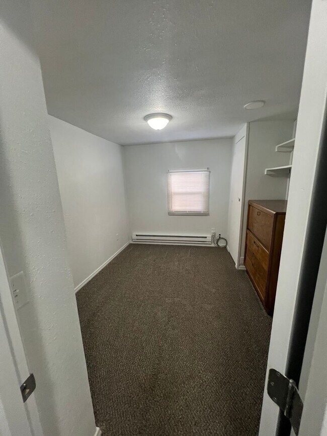 Building Photo - Cute Ephrata Home