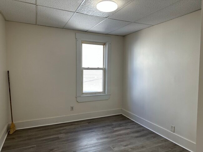 Foto del edificio - 12 Wiley St