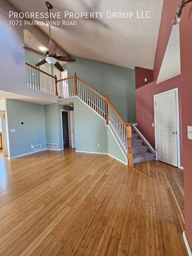 Primary Photo - Beautiful Home in Desirable Colorado Sprin...