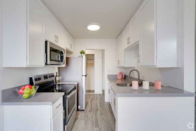 1HAB, 1BA - 750 ft² - 526 Ardmore