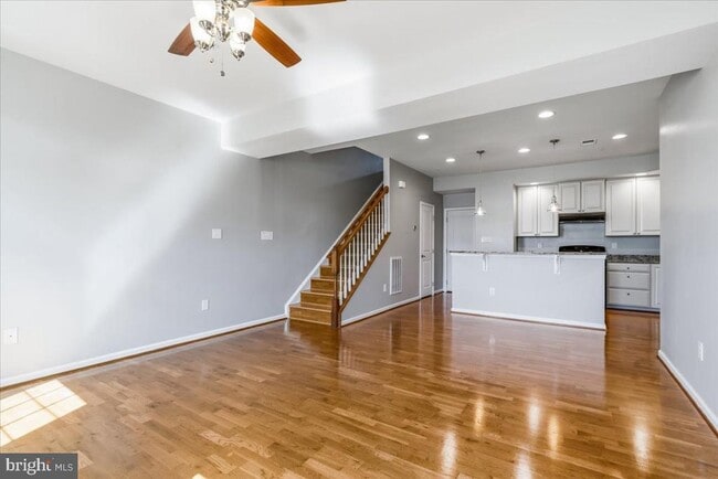 Foto del edificio - 304 Mill Pond Rd
