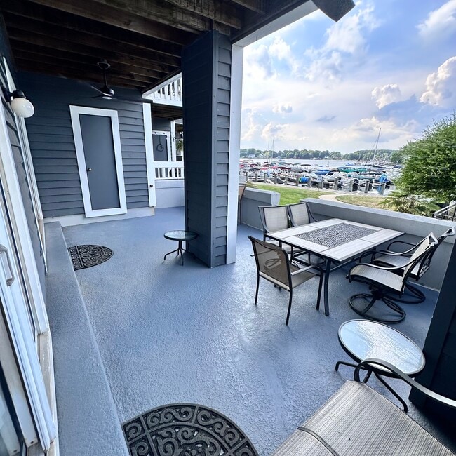 Building Photo - 18713 Vineyard Point Ln