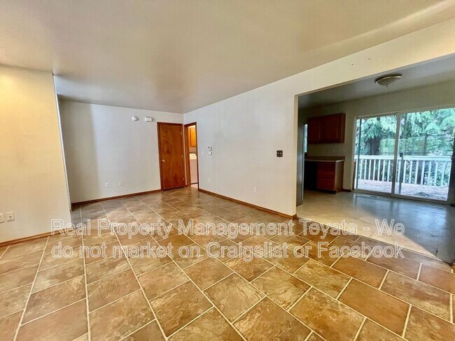 Foto del edificio - 450 W Alder Dr