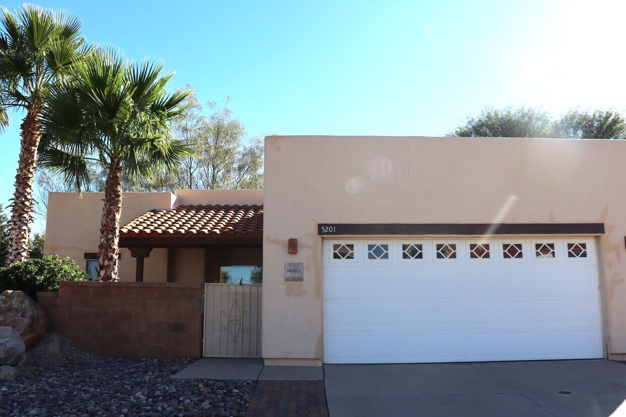 Santa Fe Style Home - Santa Fe Style Home