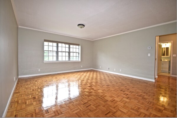 Foto del edificio - 35 Lake Shore Ct