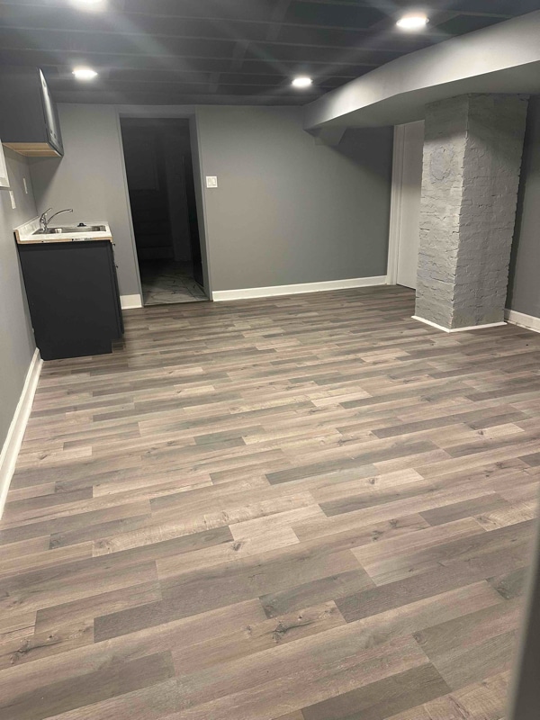 Foto del edificio - 4408 Forest View Ave