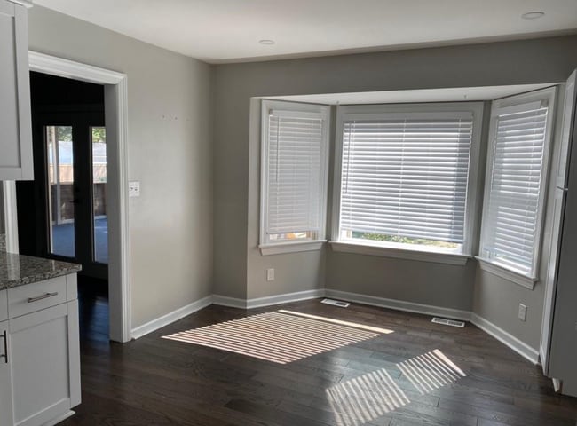 Building Photo - 628 Briarwood Dr